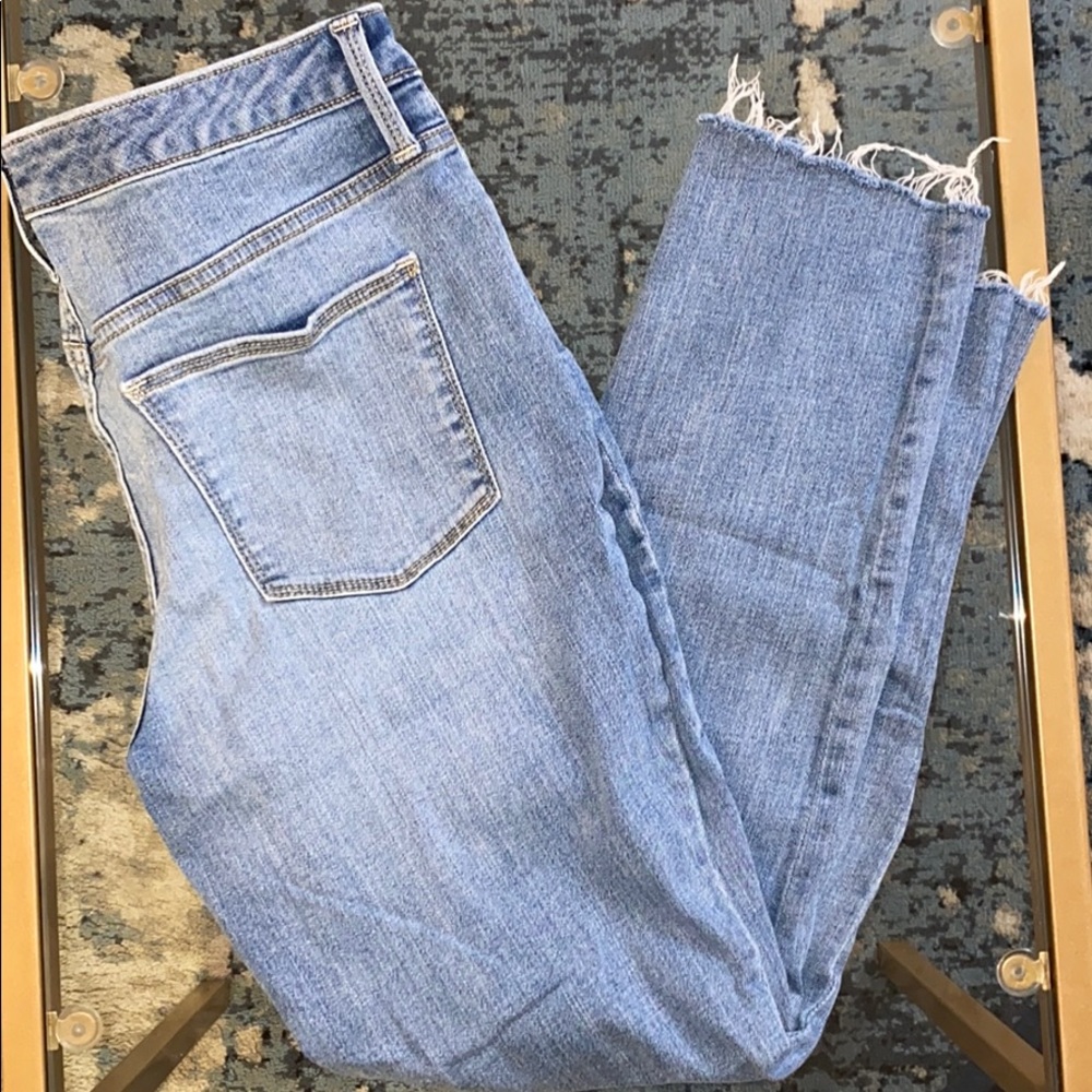 Universal Thread Jeans